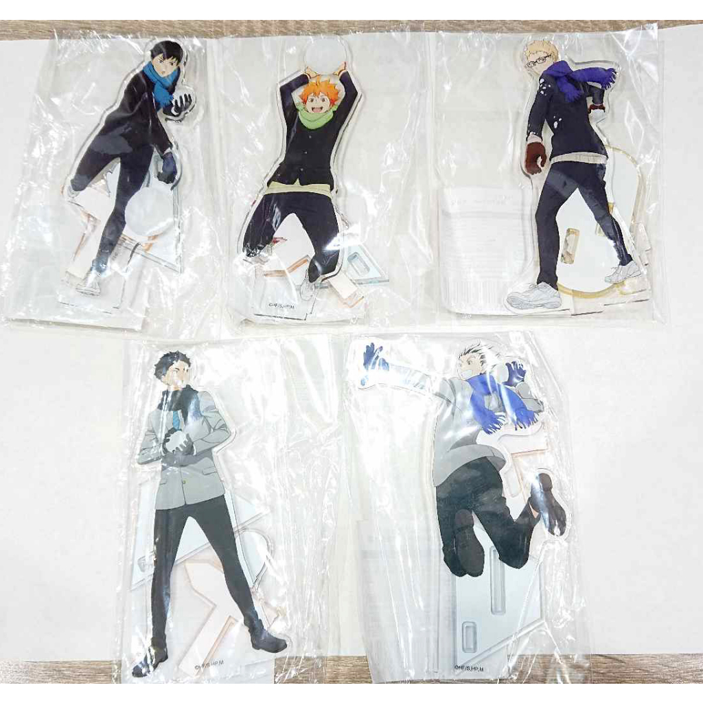 Standee Tượng Mica Haikyuu ver Ném Tuyết