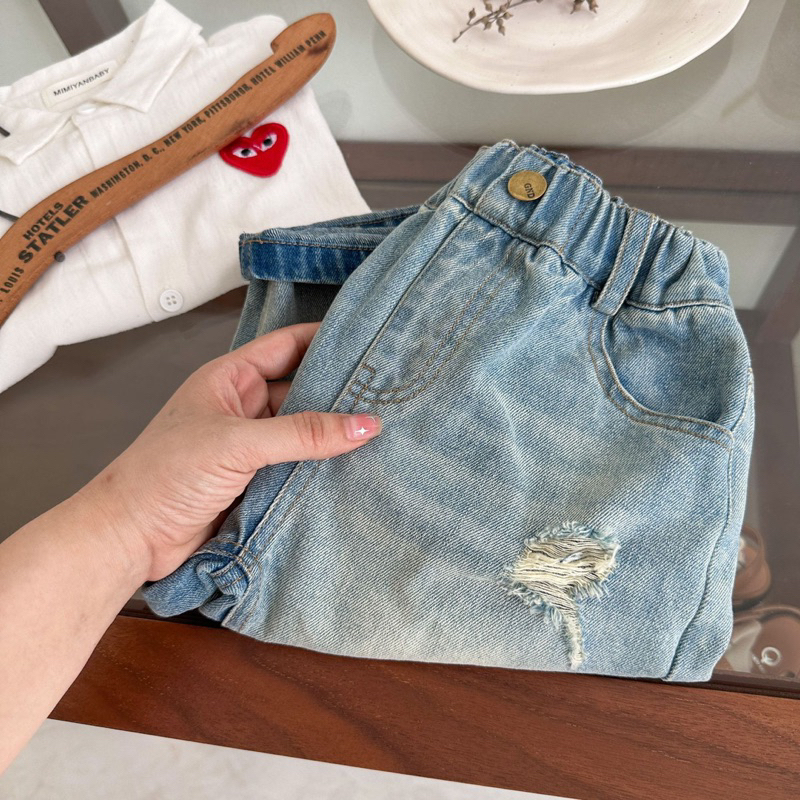 Quần jean dài rách nhẹ bụi bặm cho bé trai, bé gái.Phong cách hàn quốc dễ thương, hàng quảng châu chuẩn 100%
