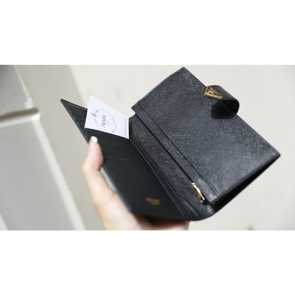 VÍ PRADA DA THẬT SZ19