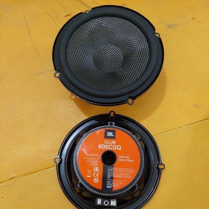 1 cặp 2 cái JBL 16cm màng cabon hàng xịn chất chính hãng bass cực mạnh chất cho các bác lắp cho xe hoặc lên thùng