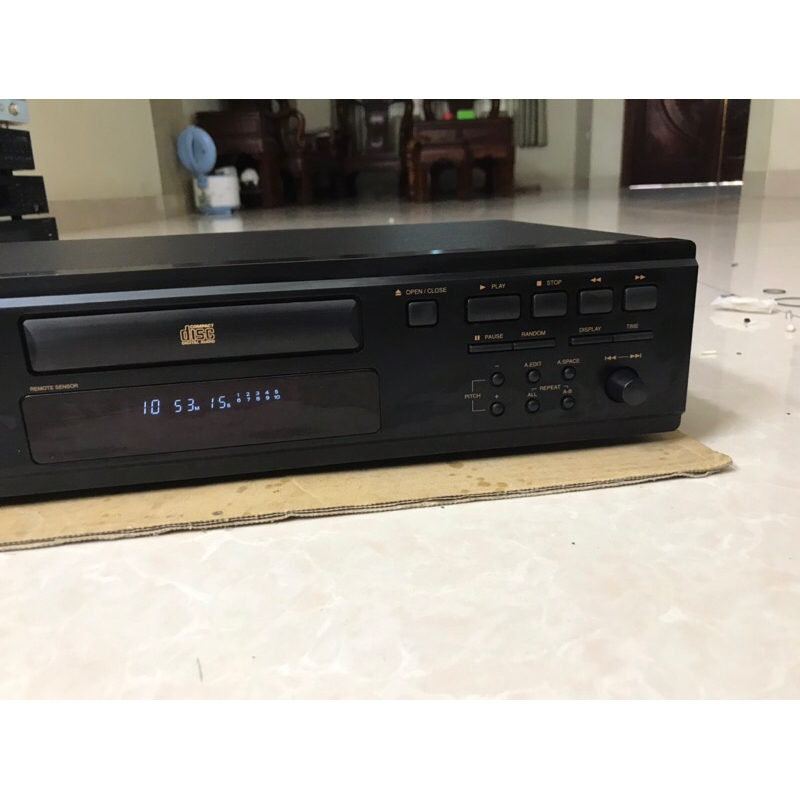 Đầu CD Denon DCD -755ll