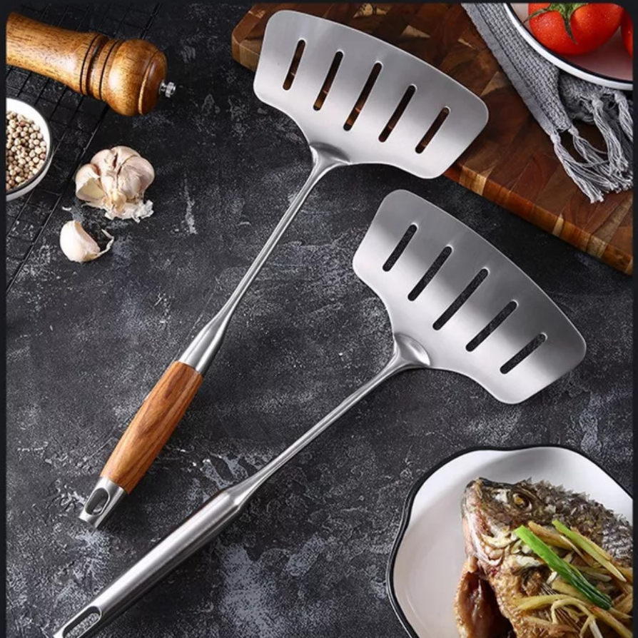 Xẻng lật, chiên cá inox 304 tay cầm bọc gỗ chống nóng, dùng lật cá, lật bít tết tiện lợi