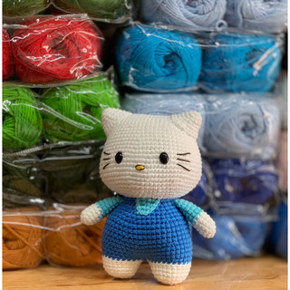 Mèo Hello Kitty bằng len