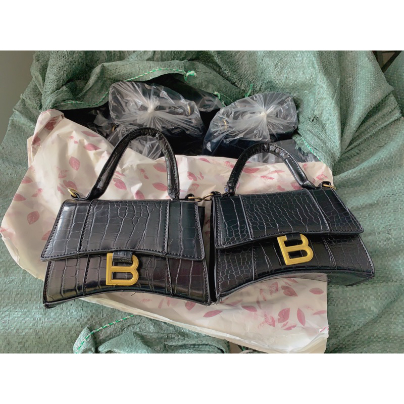 Túi B dập vân rắn M45