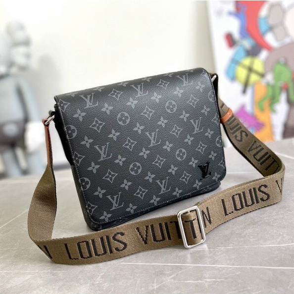 Túi đeo chéo nam L-V Cao Cấp Da thậtt chống nước thời trang nam hiện đạii