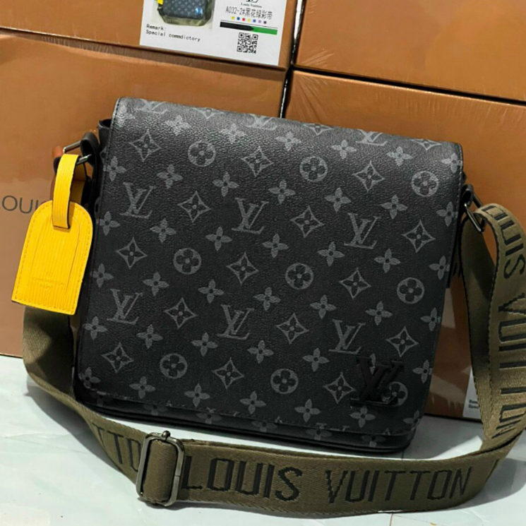 Túi đeo chéo nam L-V Cao Cấp Da thậtt chống nước thời trang nam hiện đạii