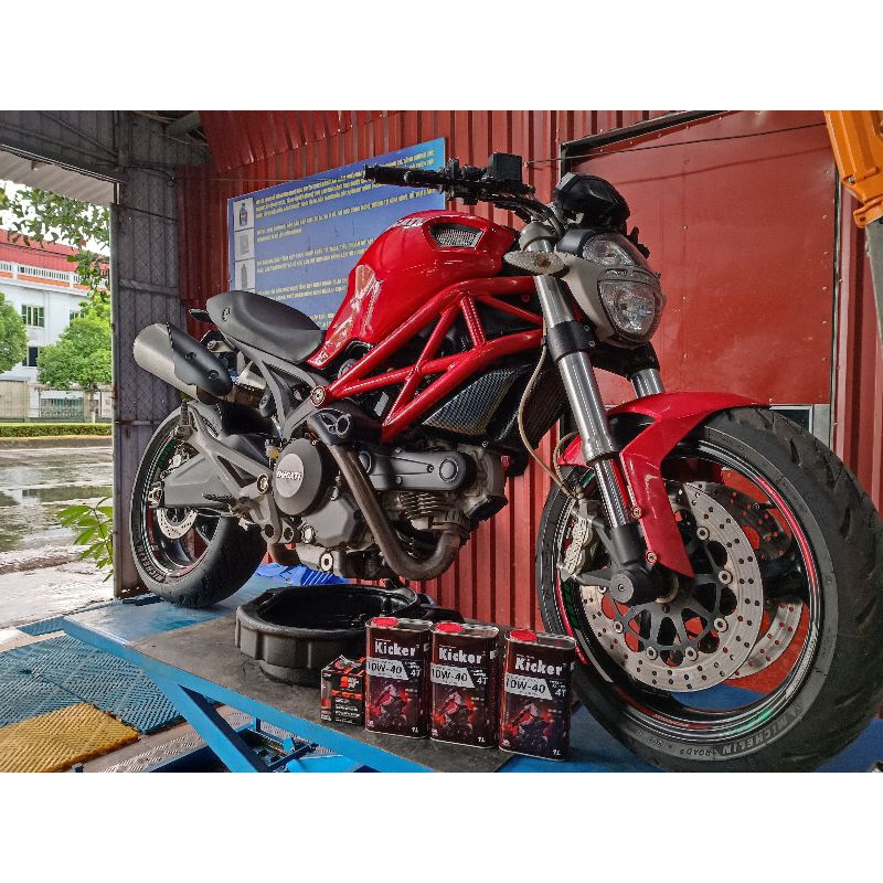 Dầu Nhớt Kicker Racing 4T