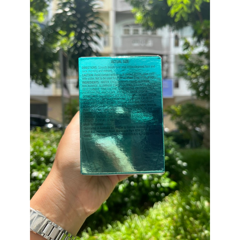 Kem dưỡng trắng giảm tàn nhang đốm nâu Olay Regenerist Luminous Tone Perfecting Face Cream 50g. Hàng Úc