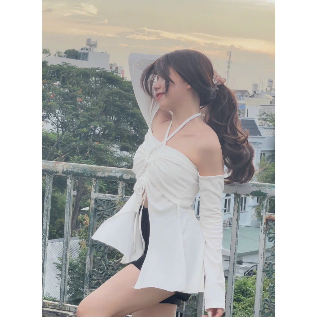 Áo Trễ Vai Cổ Yếm Dây Rút Xẻ Tà Tay Dài