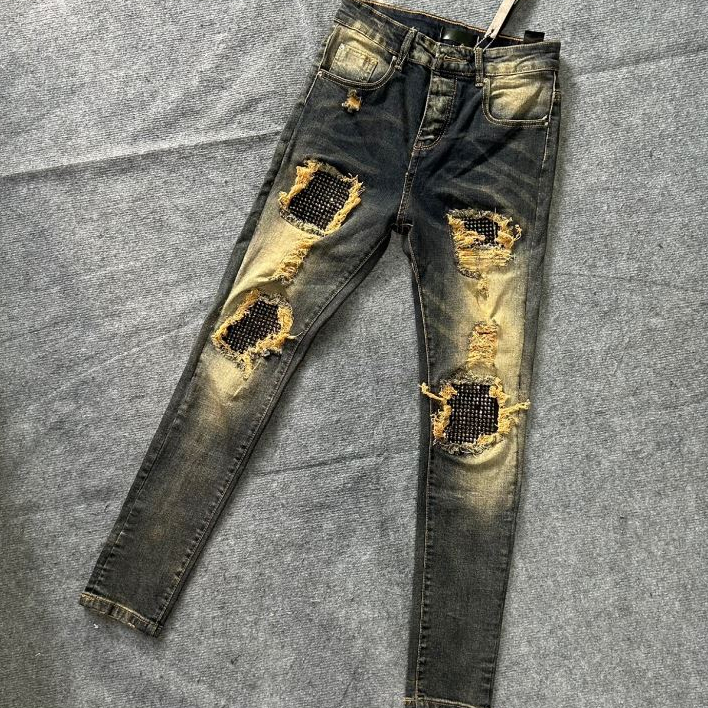 Quần JEAN Đính Đá Xanh Rêu Phối Loang Vàng, Quần bò nam đính đá bản rách xước tua vàng xanh mài hot trend 2023