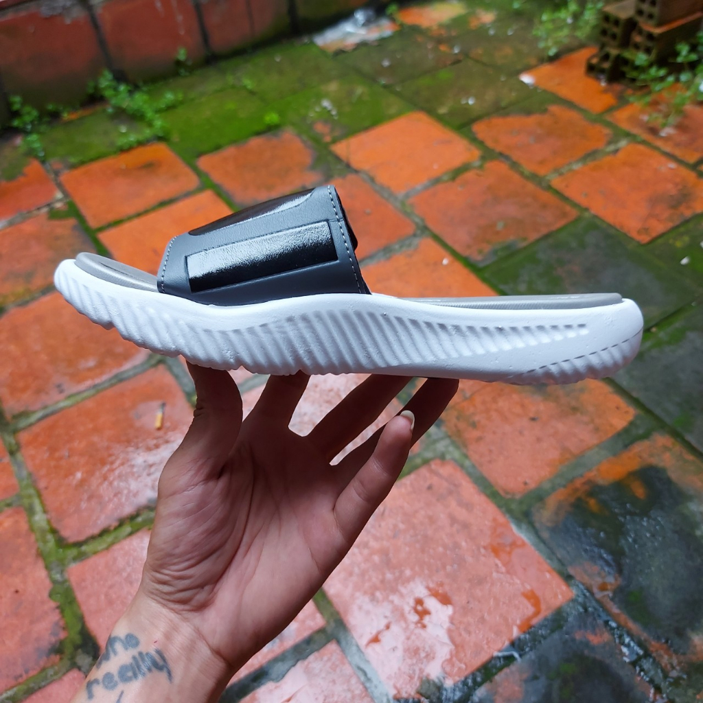 Dép nam adidas alpha sọc trắng đen và in chữ , dép nam nữ adidas trắng đen