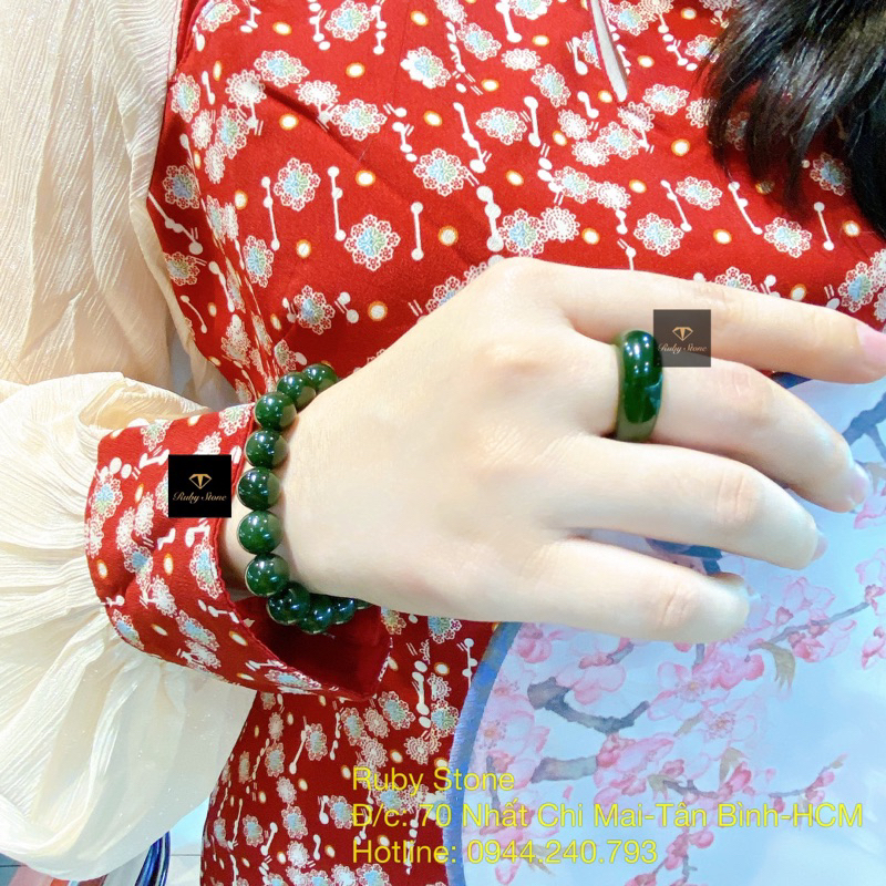 Vòng chuỗi nephrite xanh đậm đẹp