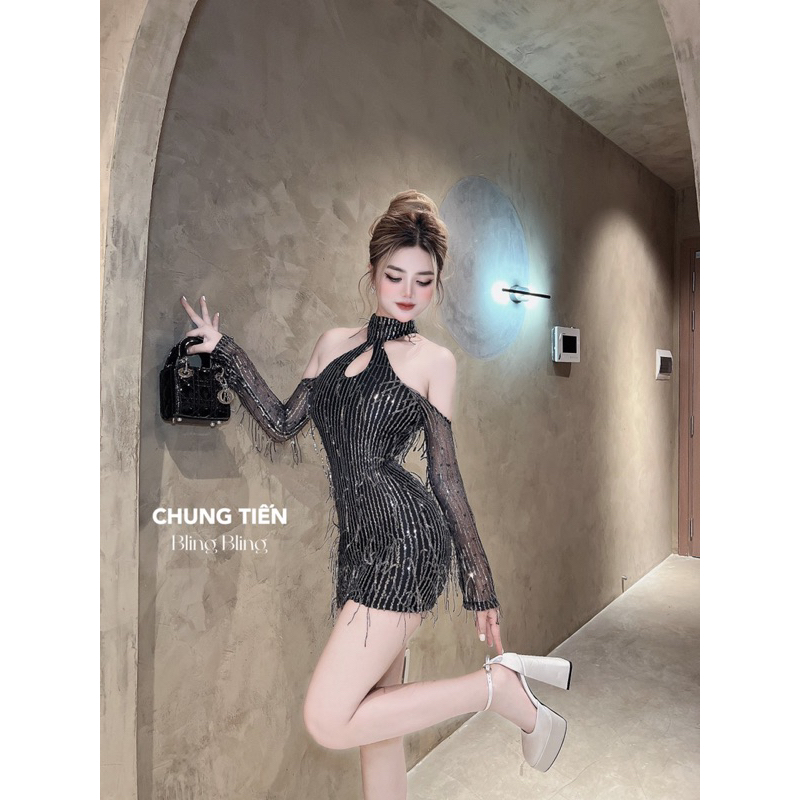 ĐẦM BODY KIM SA TUA RUA TAY DÀI KHOÉT VAI DỰ TIỆC