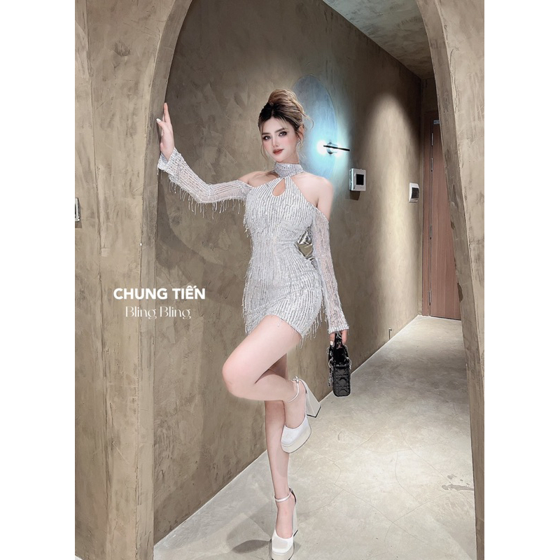 ĐẦM BODY KIM SA TUA RUA TAY DÀI KHOÉT VAI DỰ TIỆC