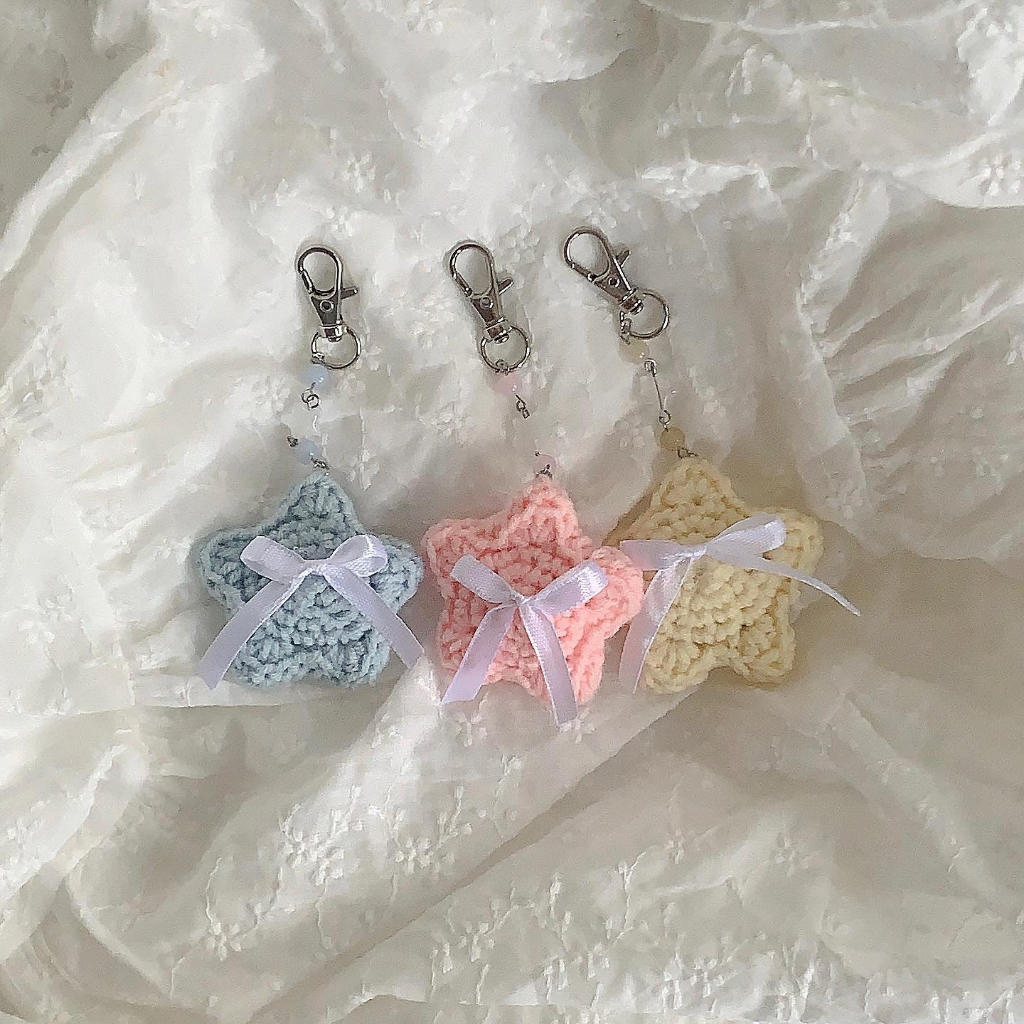 Móc khóa ngôi sao may mắn  đan len GND handmade