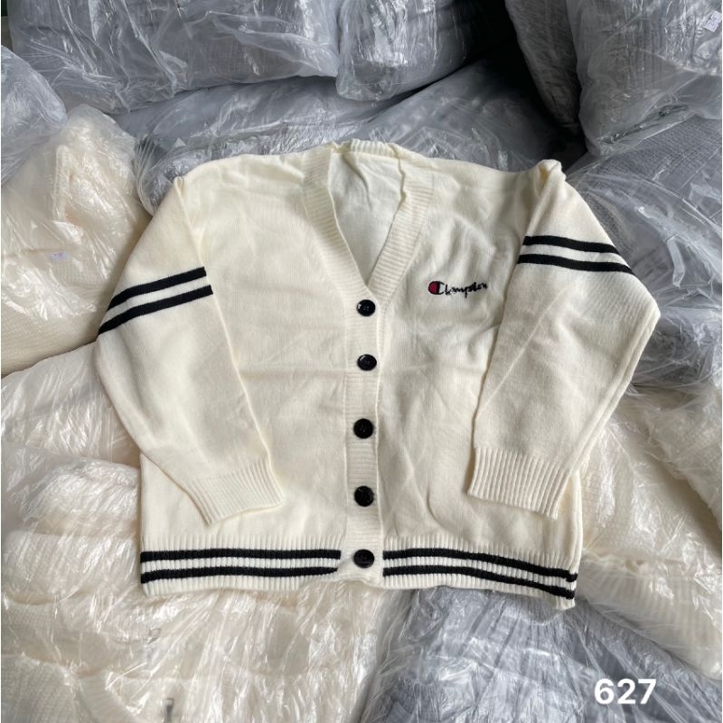 Áo khoác cardigan len màu be kem phối viền kẻ thêu chữ form rộng Quảng Châu 627