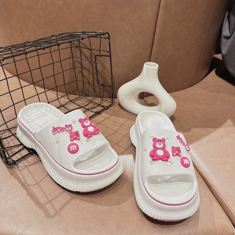 Dép bánh mì gấu dâu đế đúc độn siêu cute siêu nhẹ êm chân chống nước đi mưa đi biển - DL221