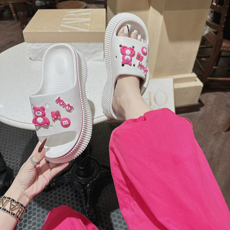 Dép bánh mì gấu dâu đế đúc độn siêu cute siêu nhẹ êm chân chống nước đi mưa đi biển - DL221