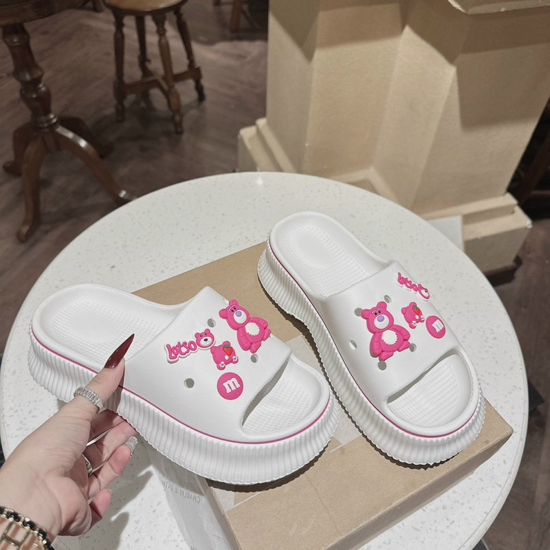 Dép bánh mì gấu dâu đế đúc độn siêu cute siêu nhẹ êm chân chống nước đi mưa đi biển - DL221