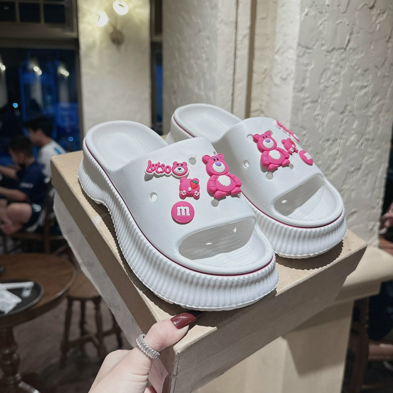 Dép bánh mì gấu dâu đế đúc độn siêu cute siêu nhẹ êm chân chống nước đi mưa đi biển - DL221