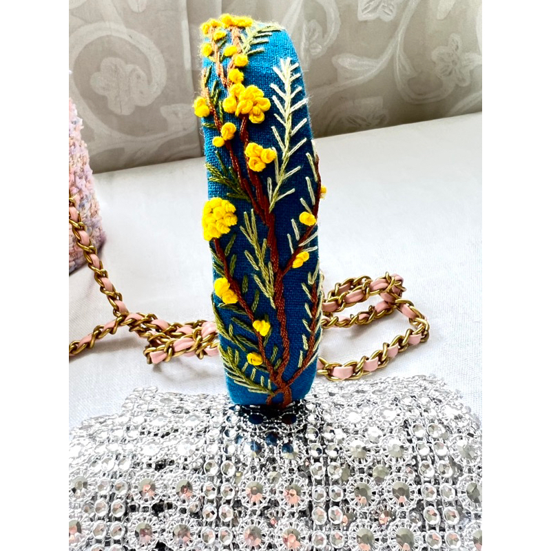 Cài tóc thêu tay Handmade by Chang