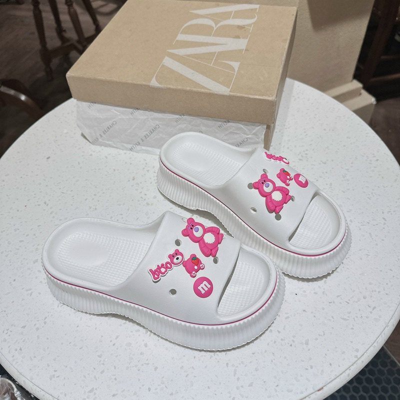 Dép bánh mì gấu dâu đế đúc độn siêu cute siêu nhẹ êm chân chống nước đi mưa đi biển - DL221