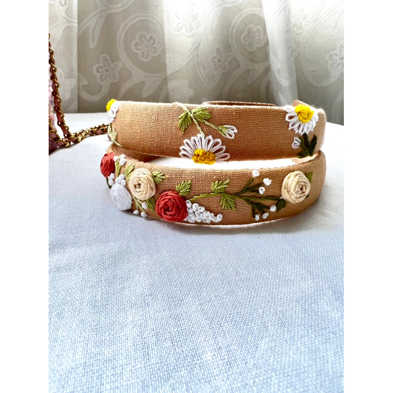 Cài tóc thêu tay Handmade by Chang