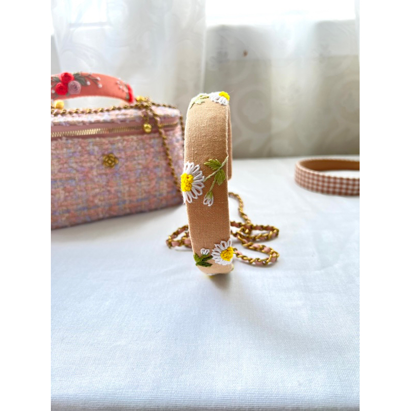 Cài tóc thêu tay Handmade by Chang