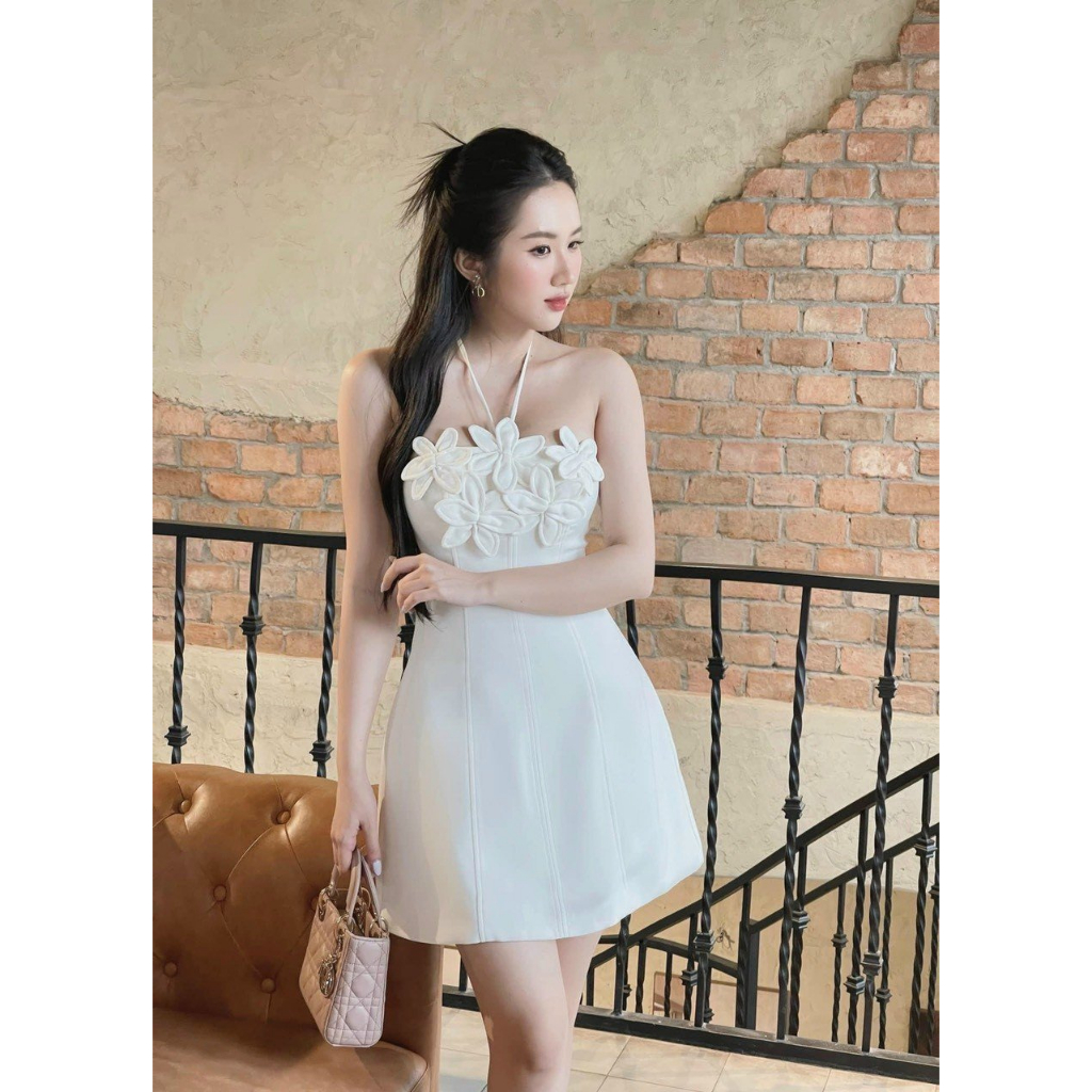Đầm Váy Thời Trang Nữ Cổ Yếm Đính Hoa Phía Trước Chất Tabta Giữ Form Váy