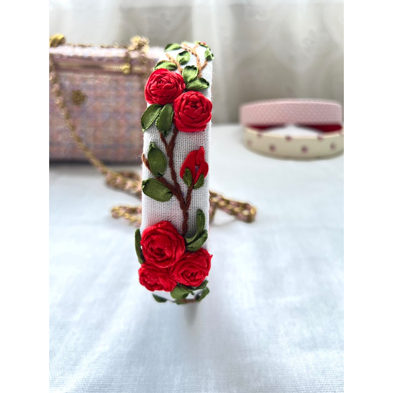 Cài tóc thêu hoa hồng Handmade by Chang