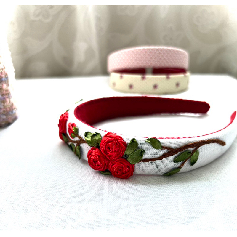 Cài tóc thêu hoa hồng Handmade by Chang
