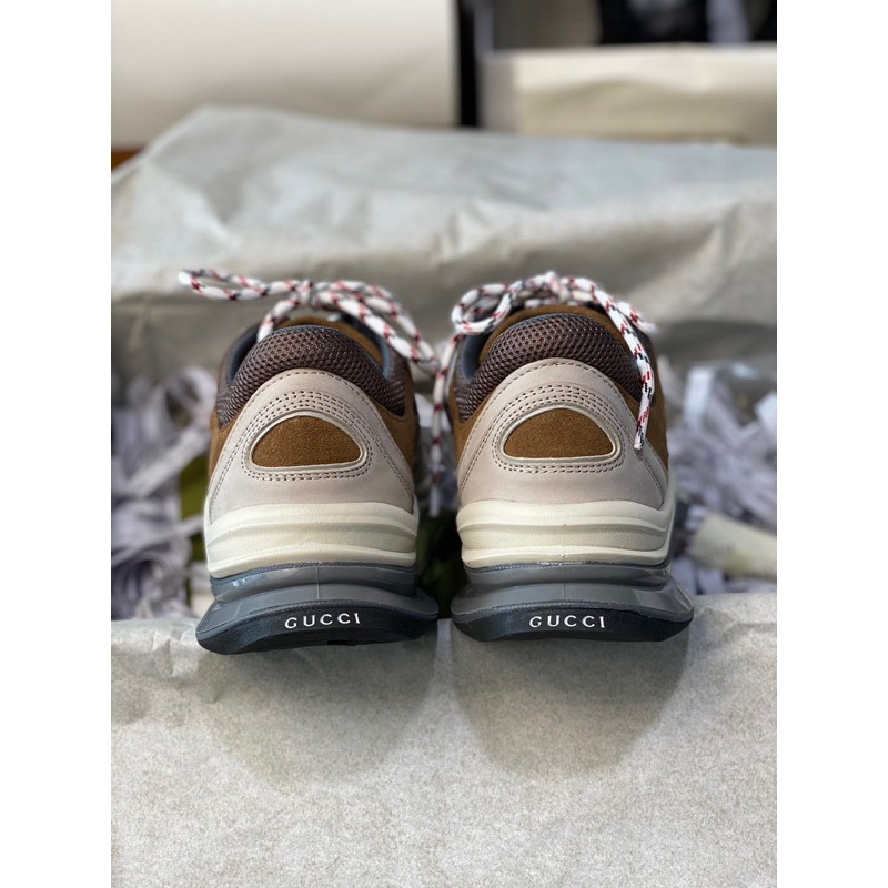 Giầy thể thao GG