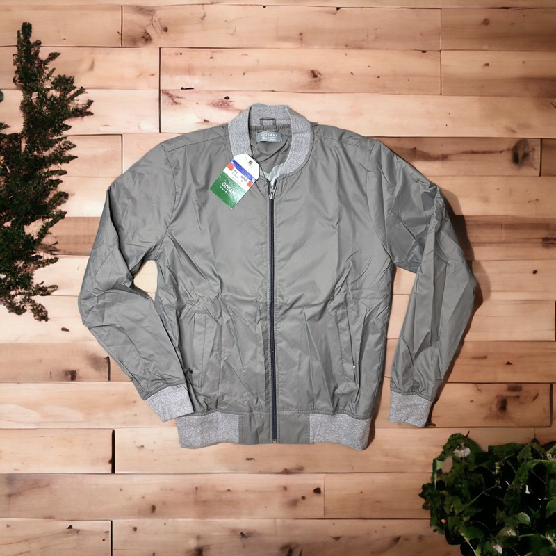 Áo khoác bomber nam chất dù