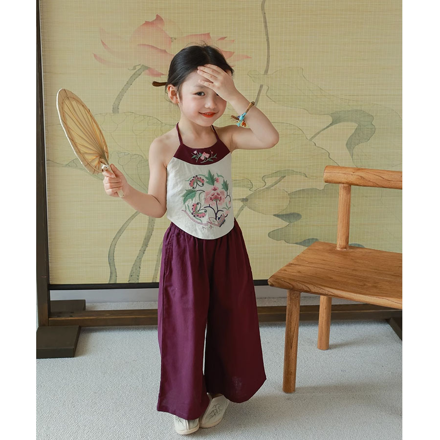 Set yếm mộc cho bé gái - sét yếm linen thêu hoa - set yếm tết cho bé - Em Bé Ơi - SET01