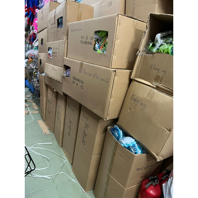 Đồ chơi lồng đèn Trung thu khủng Long di chuyển trên xe nhạc đèn