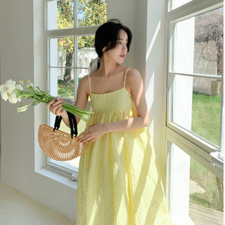 Váy 2 dây xốp vàng MÓT BOHO nữ tính, tiểu thư