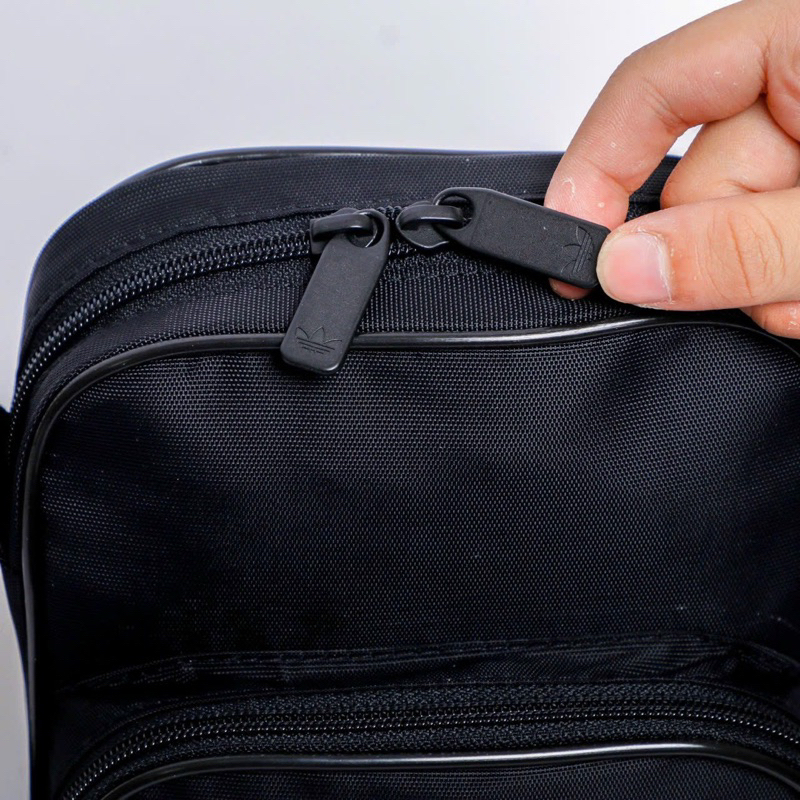 Túi adidas đeo chéo