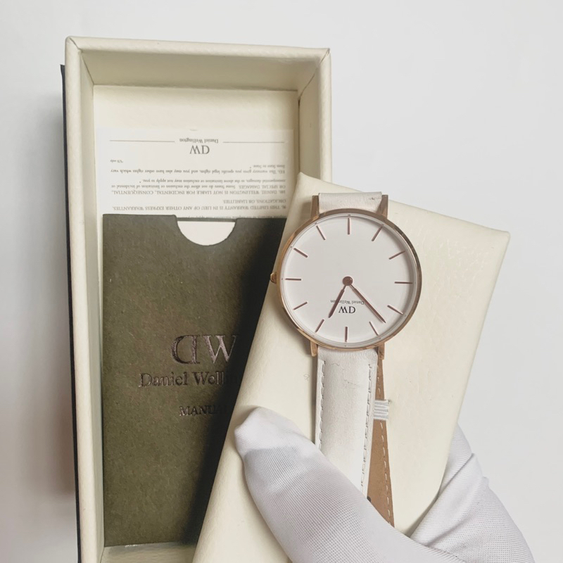 Đồng hồ DW trắng nữ
