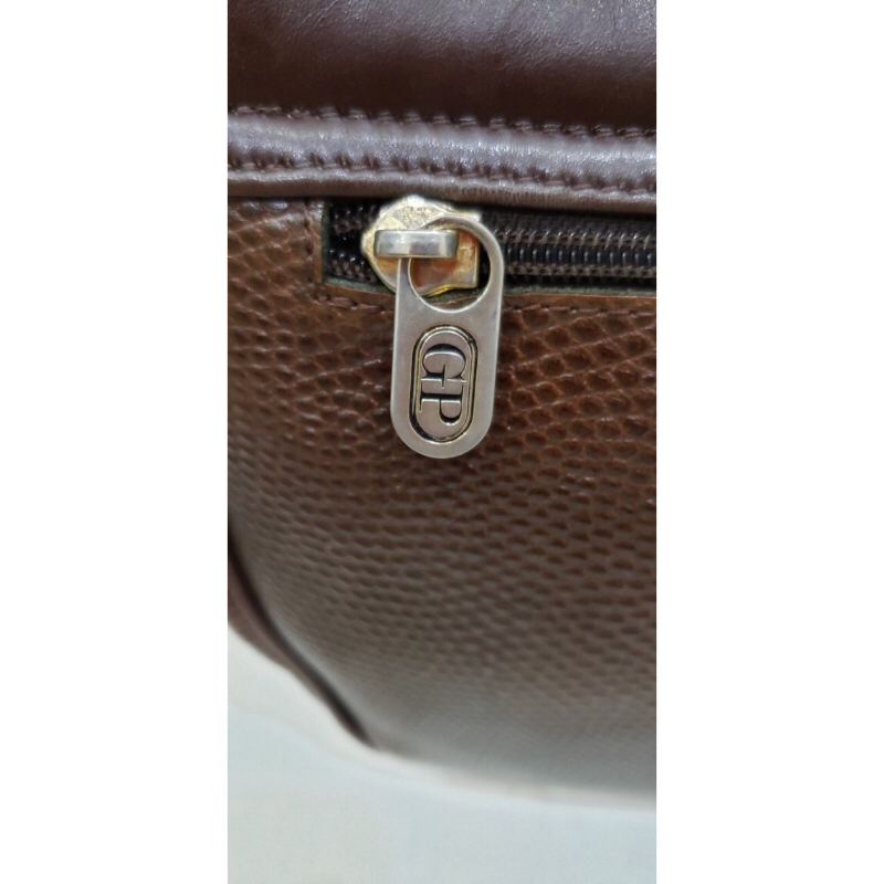 Túi da bò thật seconhand