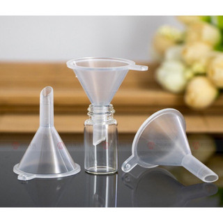 Phễu mini nhỏ gọn - Phễu nhựa trong chiết tinh dầu, nước hoa sang lọ nhỏ