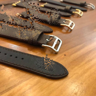 Dây Apple Watch Luôn vui tươi LV