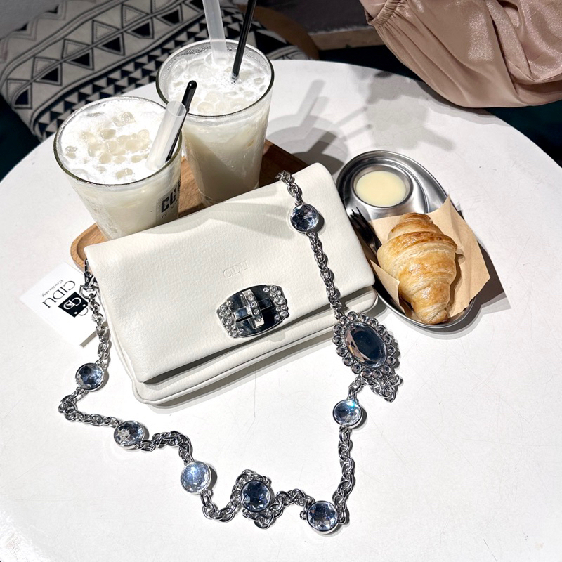 Túi Đeo Chéo Da Mềm Khóa Đính Đá Thời Trang Cidu CD56