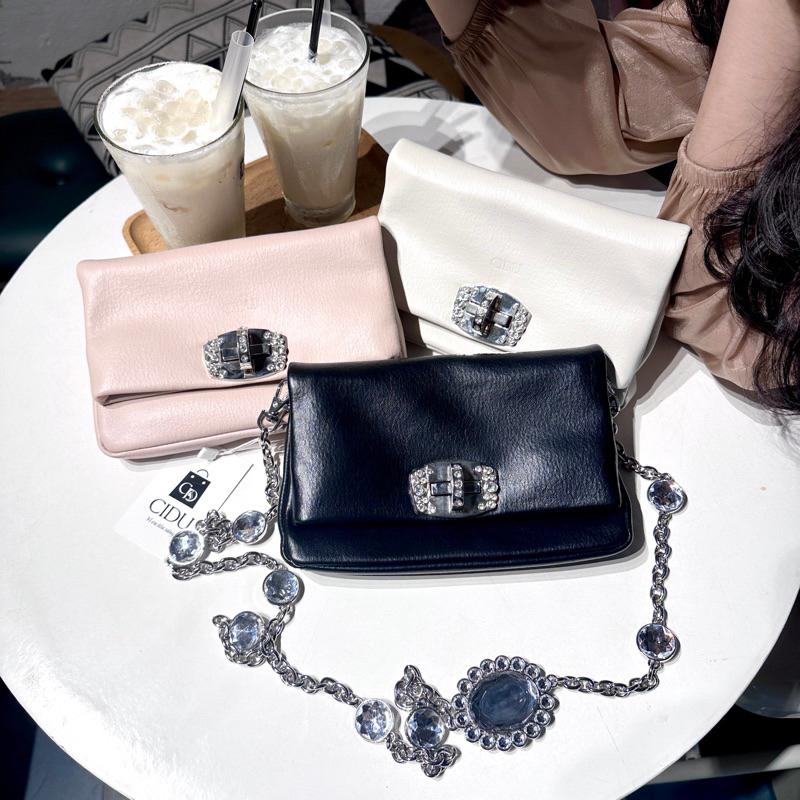 Túi Đeo Chéo Da Mềm Khóa Đính Đá Thời Trang Cidu CD56