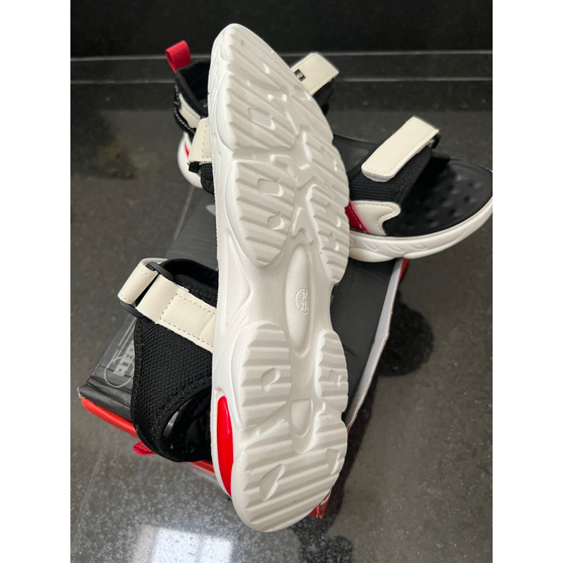 Giày sandal trẻ em phong cách Hàn Quốc