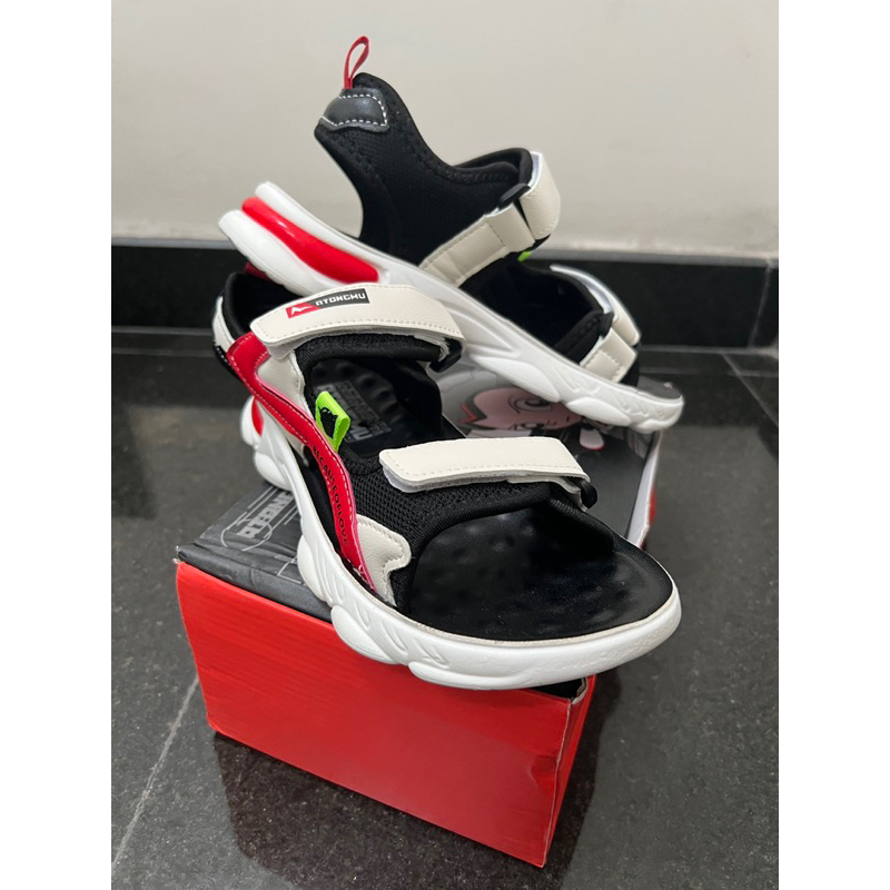 Giày sandal trẻ em phong cách Hàn Quốc