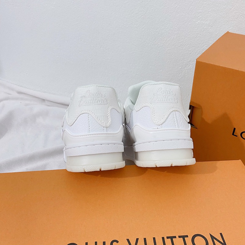 Giày Nam LV sóng hot  tặng tất