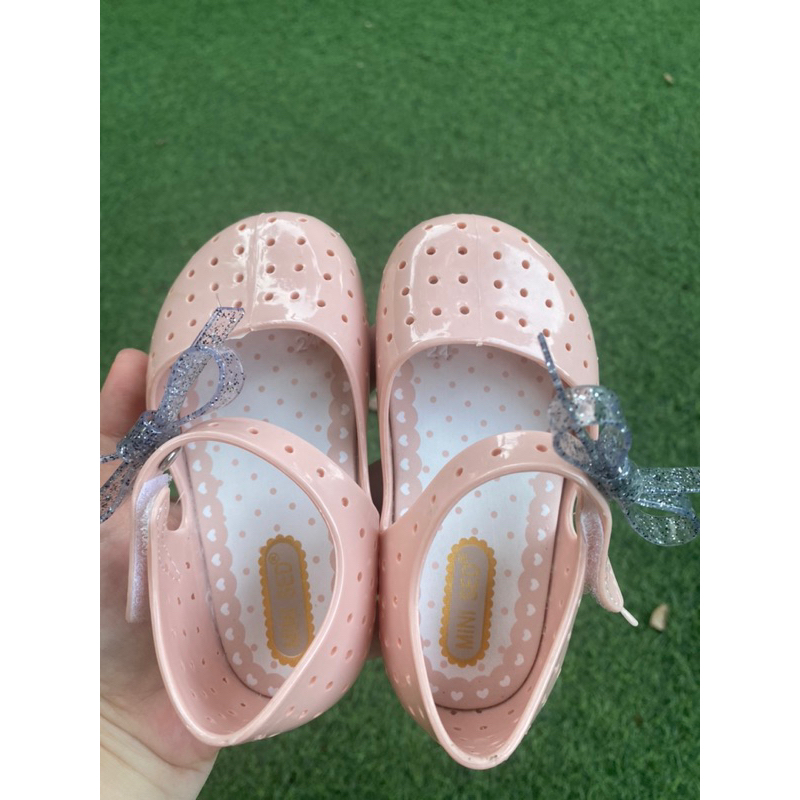 Giày bé gái, giày nhựa thơm Minised cho bé gái, giày form nhỏ