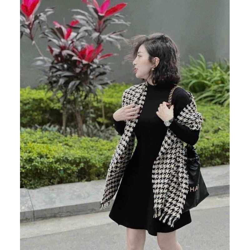 Khăn Len Choàng Ziczac Tua Rua Dài QC L1