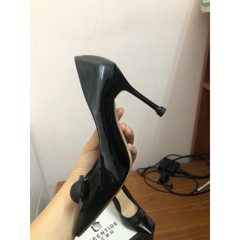 Thanh lý giày cao gót QCCC full box size 35