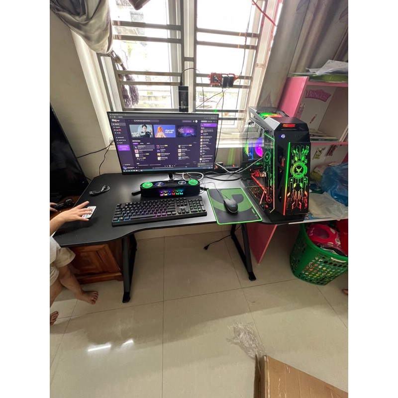 Bàn  Gaming mặt gỗ thiết kế cá tính decor phòng game, Bàn Y,K Chân Sắt Chắc Chắn bền Bỉ DQ HOME